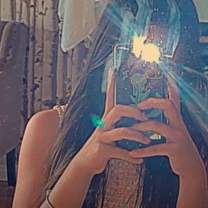 Meet your Posher, Aria